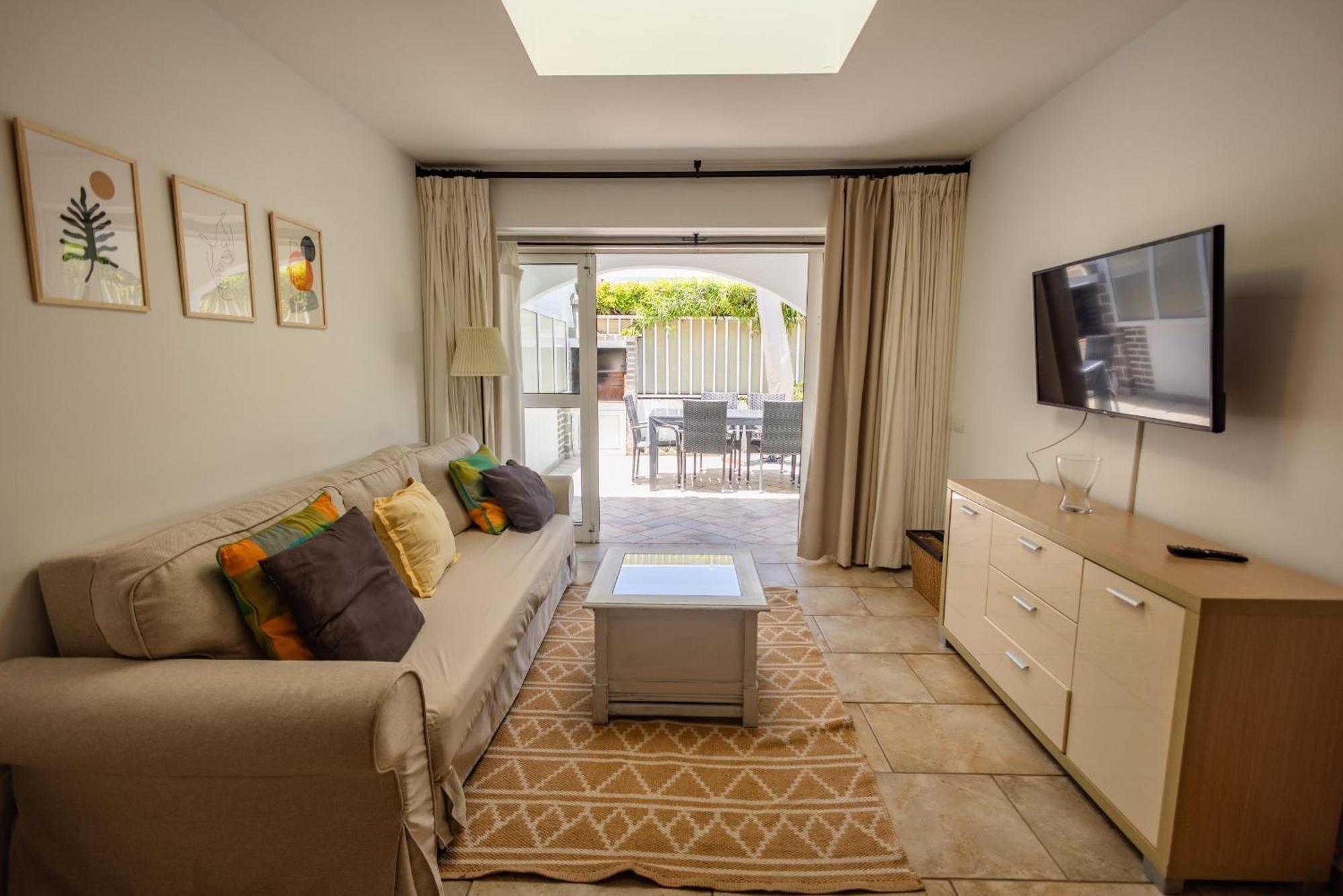 Oasis Holycan - By Gestion Vacacional Canarias San Bartolomé Exterior foto