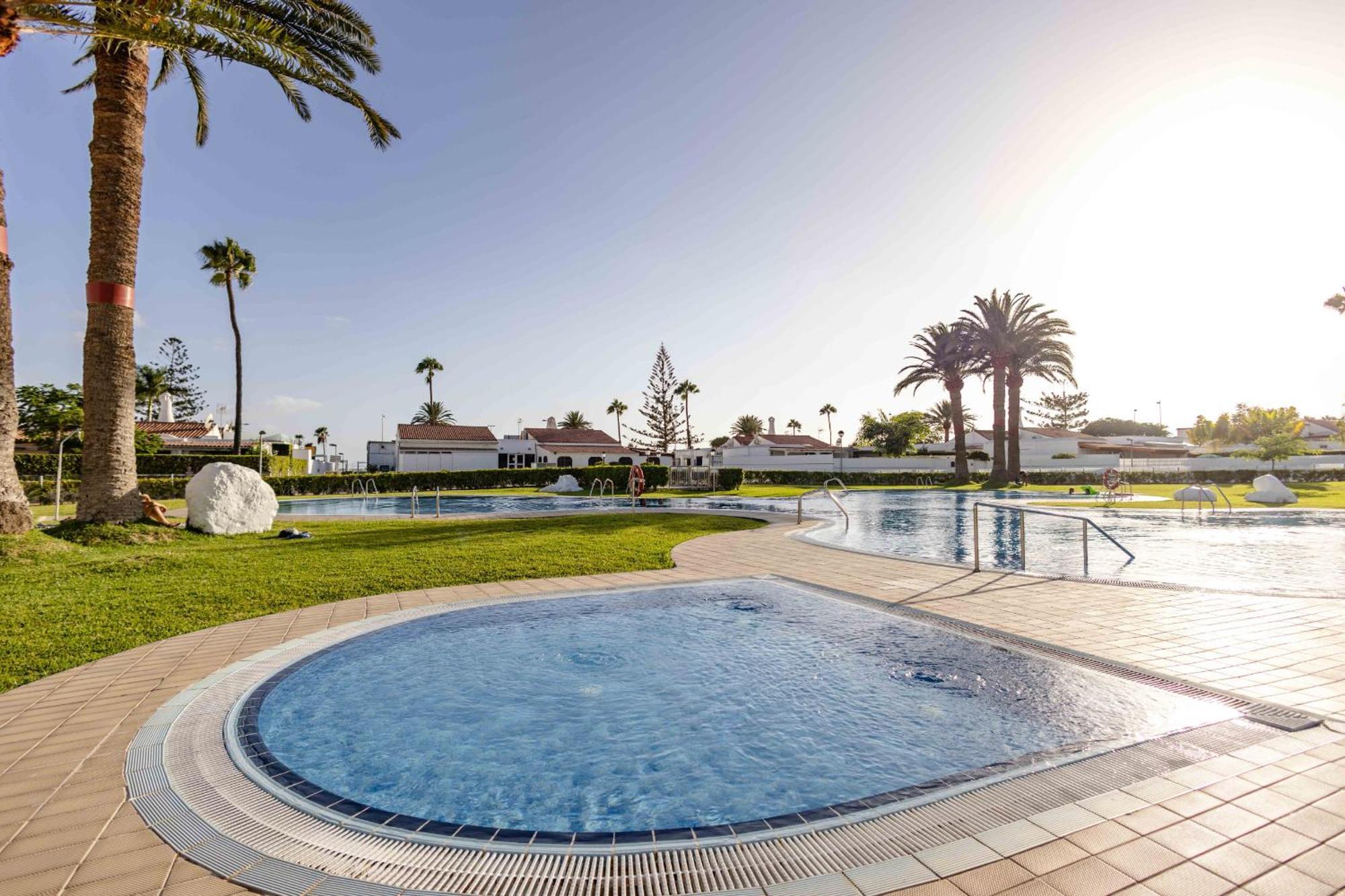 Oasis Holycan - By Gestion Vacacional Canarias San Bartolomé Exterior foto