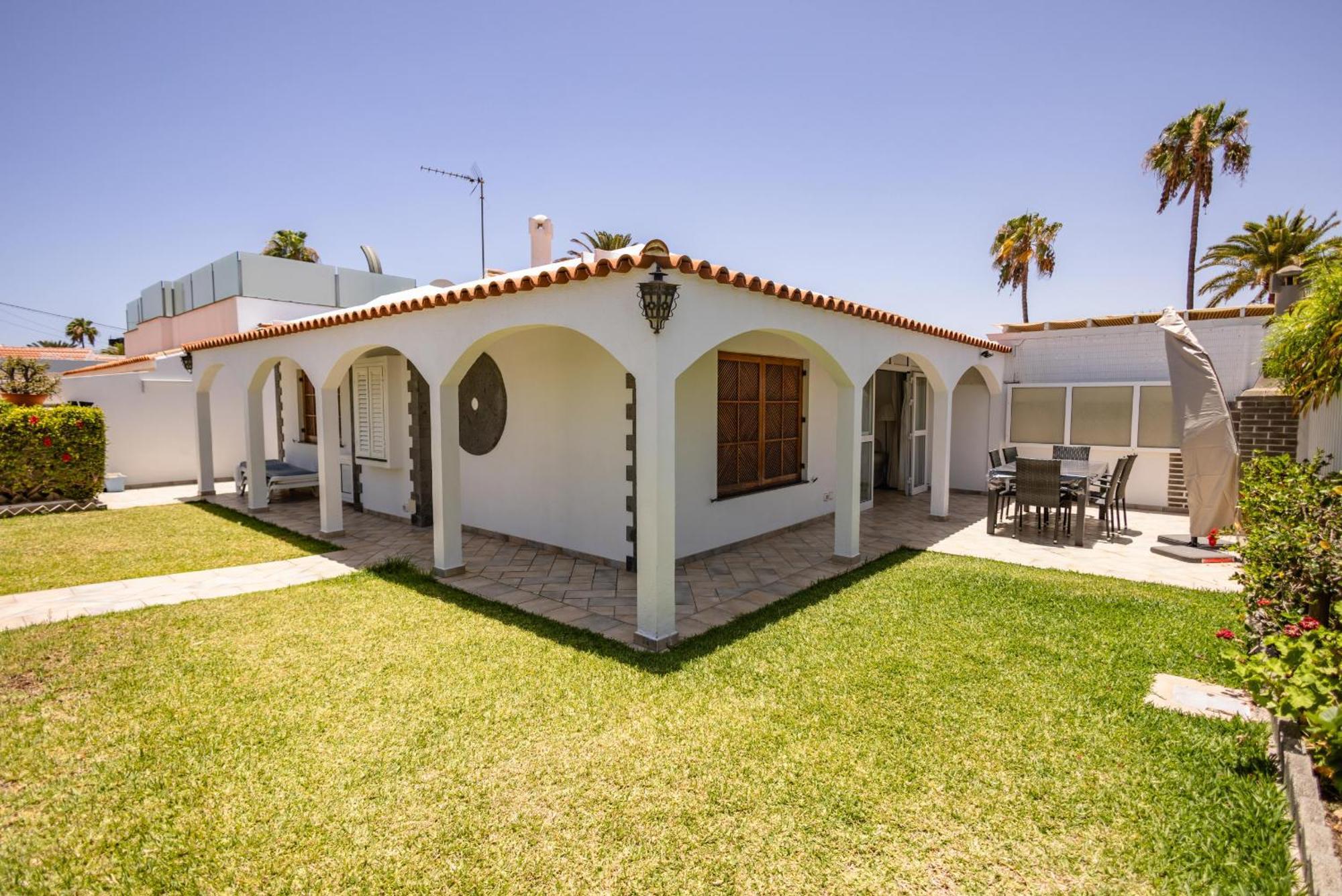 Oasis Holycan - By Gestion Vacacional Canarias San Bartolomé Exterior foto